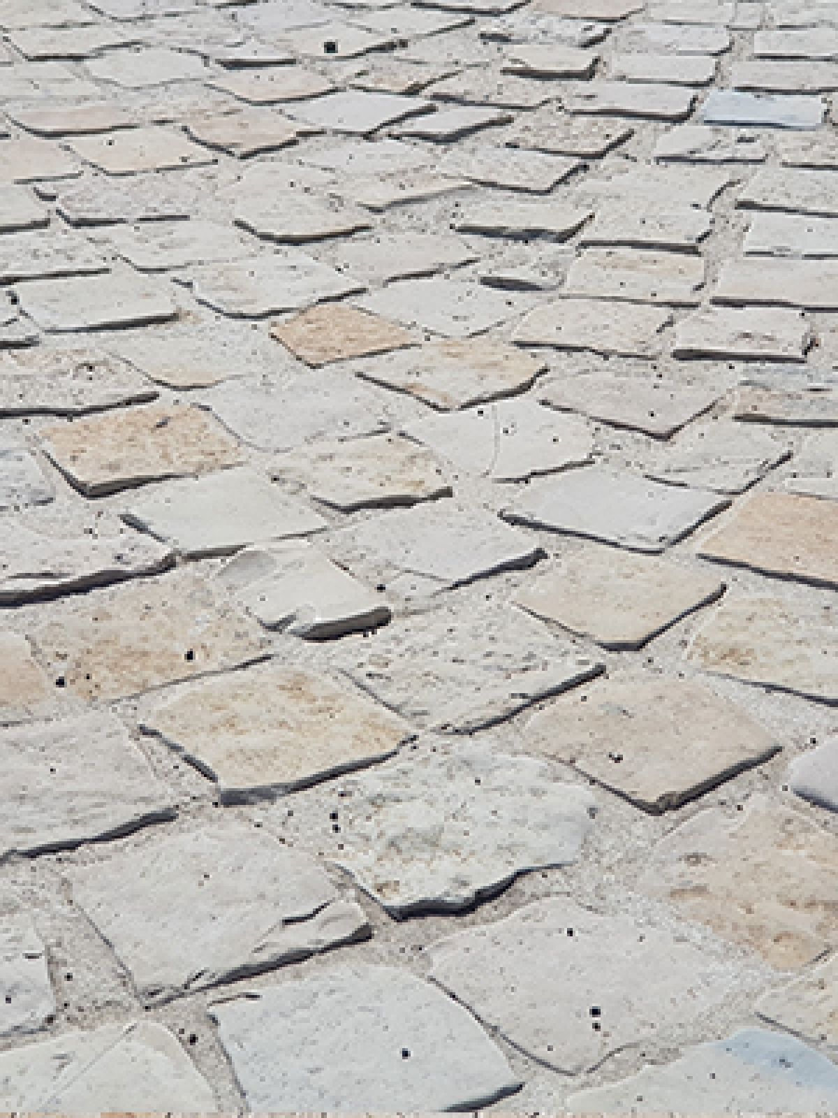 yellow antic pavers